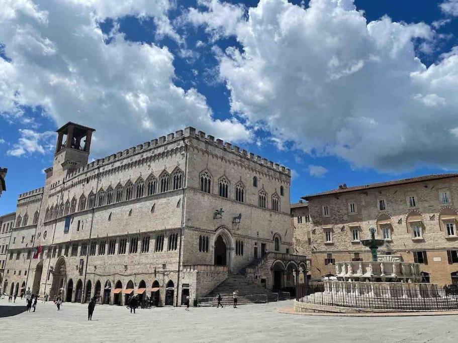 Perugia Home Apartment La Finestra Di Fronte Esterno foto